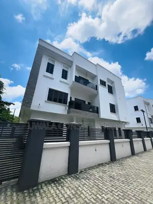 7bdrm Duplex in Asokoro for sale