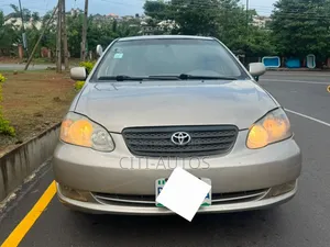 Toyota Corolla 2006 Gold