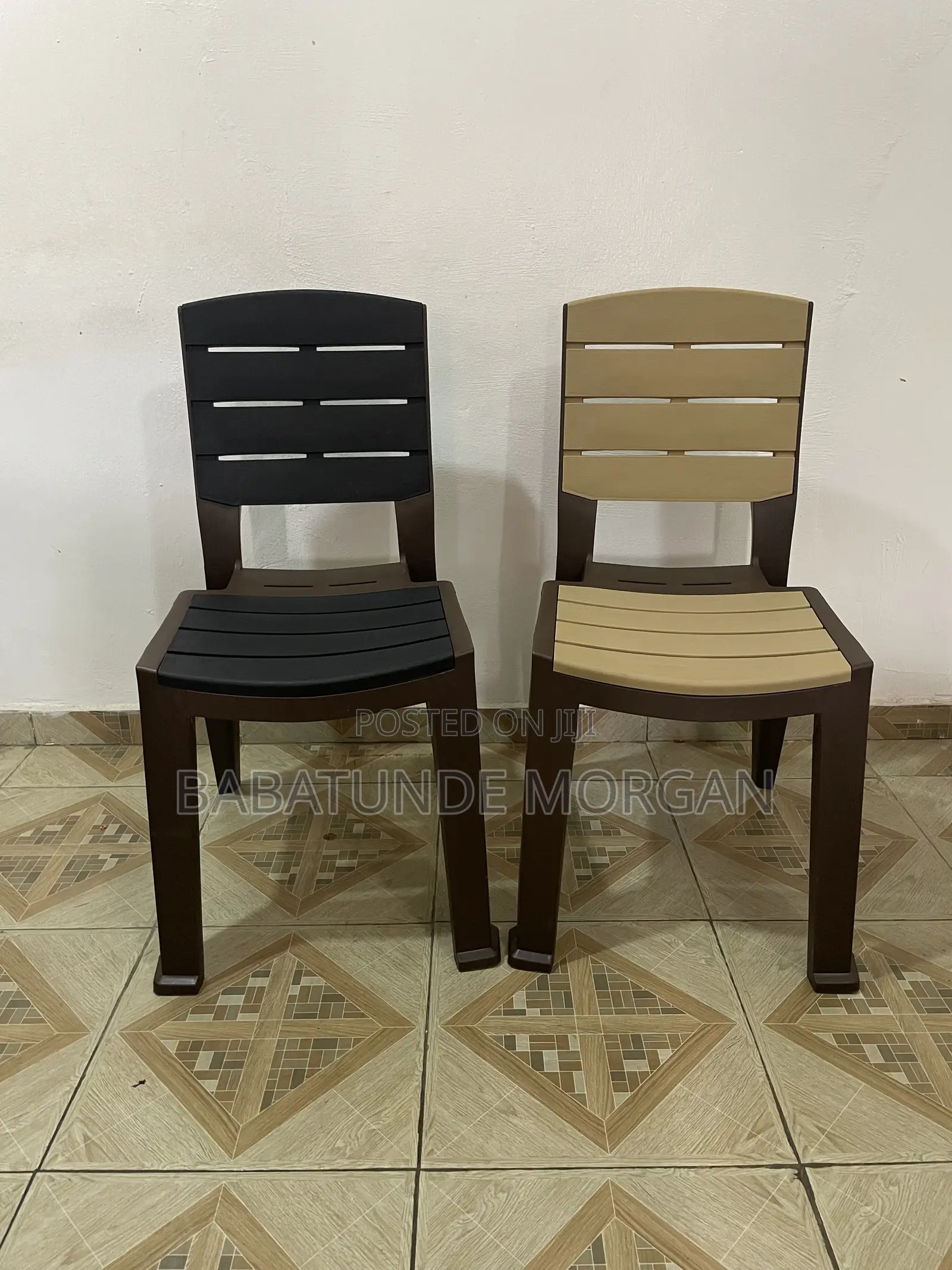 Modern Plastic Dining Chairs