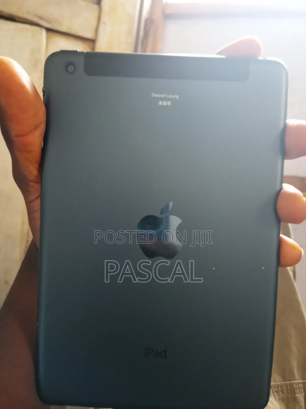 Apple iPad Air 64 GB Black