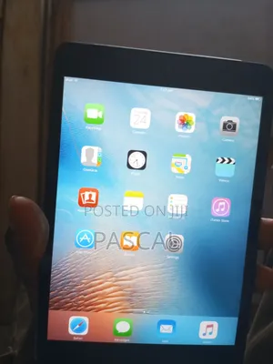 Apple iPad Air 64 GB Black