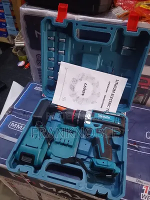 Makita Cordless Drill Kit