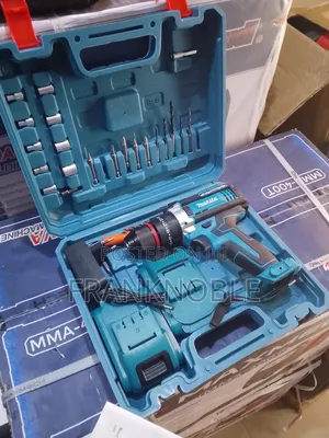 Makita Cordless Drill Kit