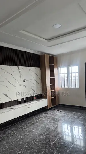 3bdrm Block of Flats in Green Field Estate, Amuwo-Odofin for rent