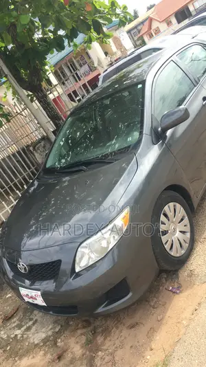 Toyota Corolla 2010 Gray
