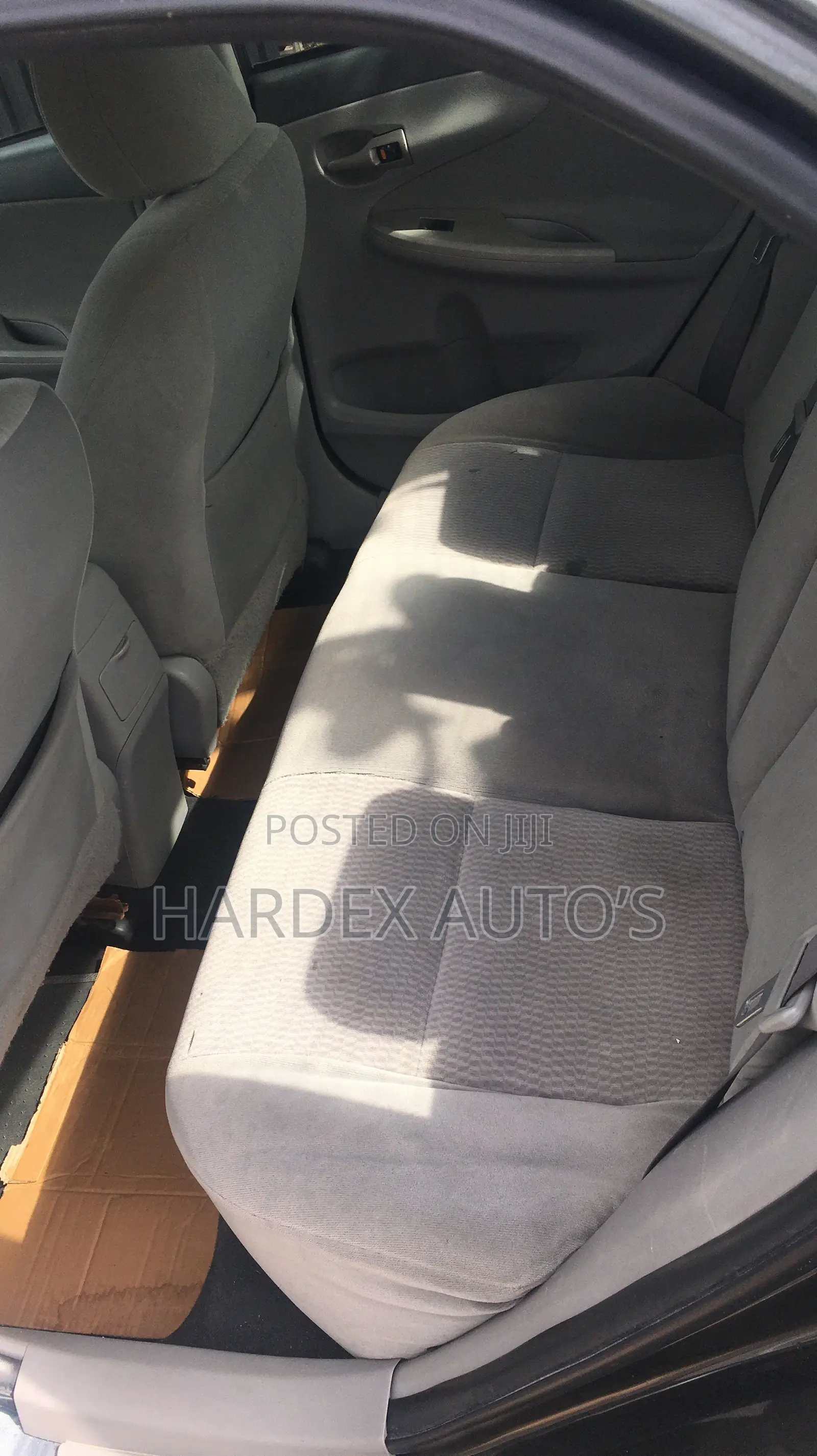 Toyota Corolla 2010 Gray