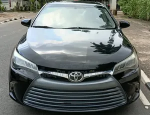Toyota Camry XLE 4dr Sedan (3.5L 6cyl 6A) 2015 Black