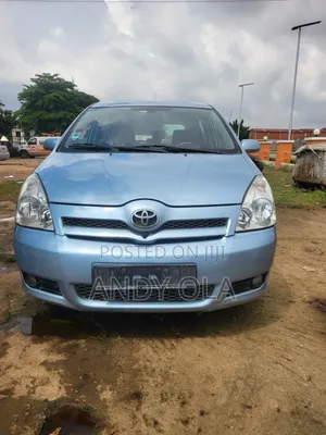 Toyota Verso 2009 Blue
