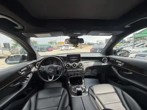 Mercedes-Benz GLC-Class 2017 Black