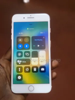 Apple iPhone 8 Plus 64 GB Gold