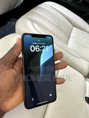 Apple iPhone XS Max 256 GB Red