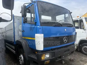 Mercedes-Benz 814