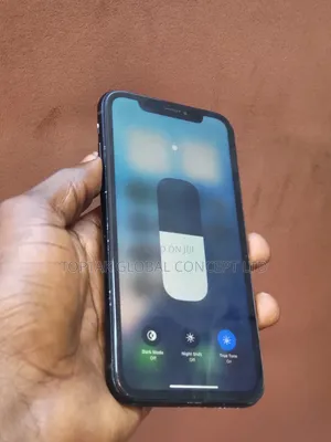 Apple iPhone XR 64 GB Black
