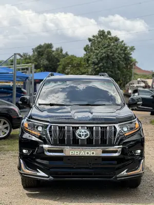 Toyota Land Cruiser Prado 2011 Black