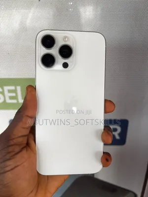Apple iPhone 15 Pro Max 256 GB White
