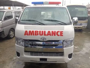 Toyota HiAce 2015 White