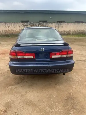 Honda Accord 5P 2001 Blue