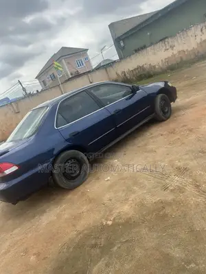 Honda Accord 5P 2001 Blue