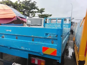Mercedes-Benz 814