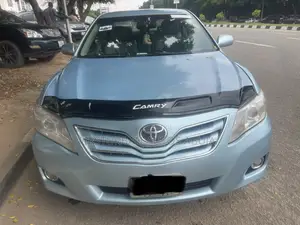 Toyota Camry LE 4dr Sedan (2.4L 4cyl 5A) 2008 Beige