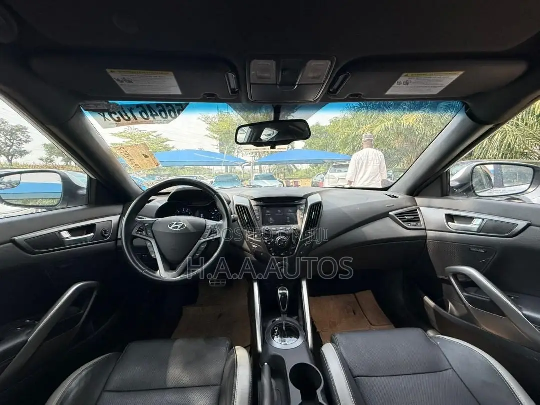 Hyundai Veloster 2016 White