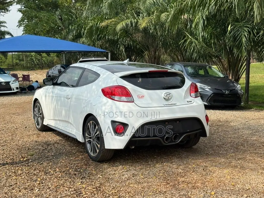 Hyundai Veloster 2016 White