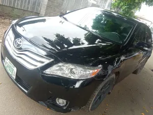 Toyota Camry 2010 Black