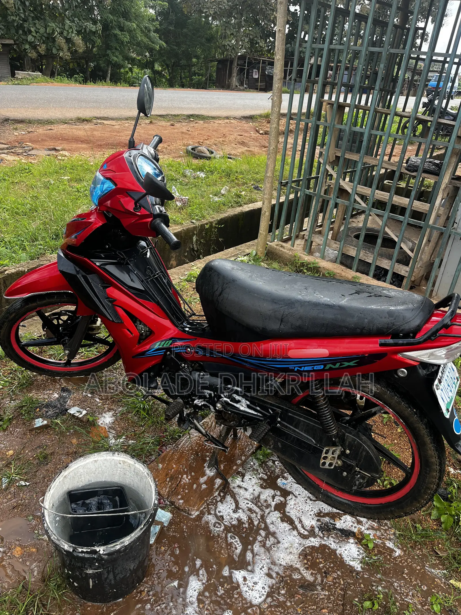 TVS Neo NX 2025 Red
