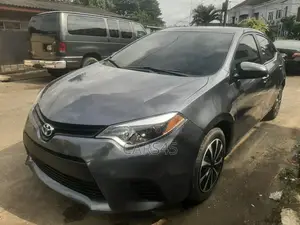 Toyota Corolla 2015 Gray