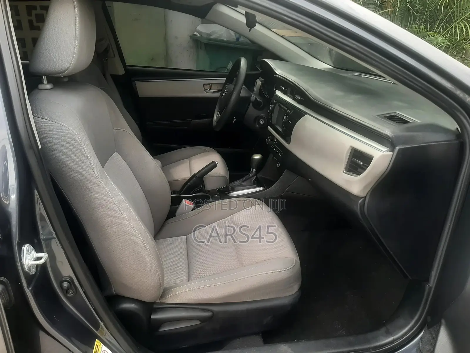 Toyota Corolla 2015 Gray