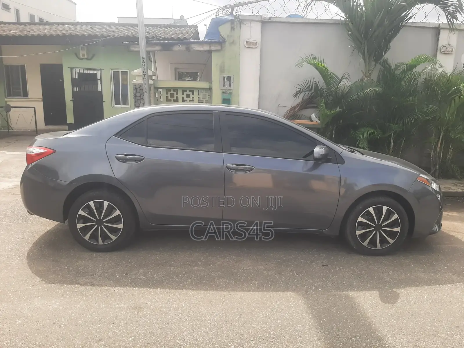 Toyota Corolla 2015 Gray