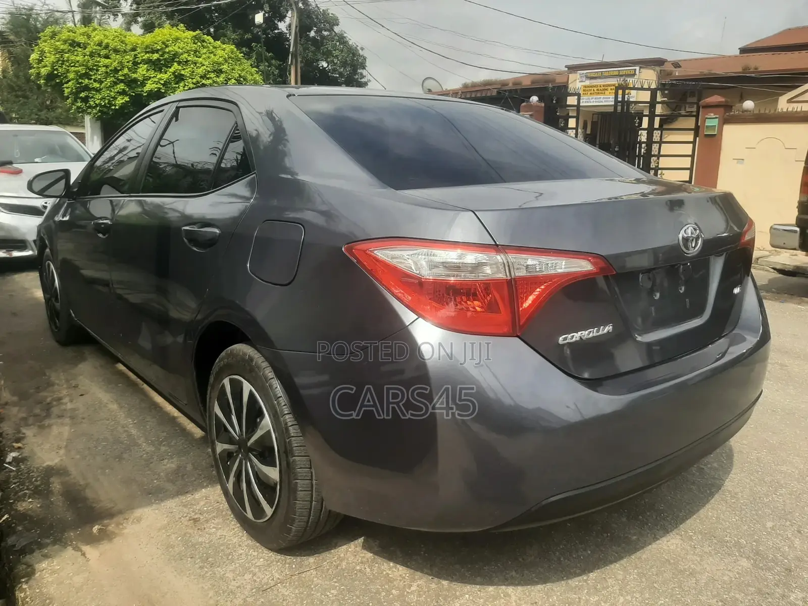 Toyota Corolla 2015 Gray