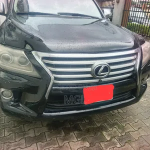Lexus LX 570 2008 Black