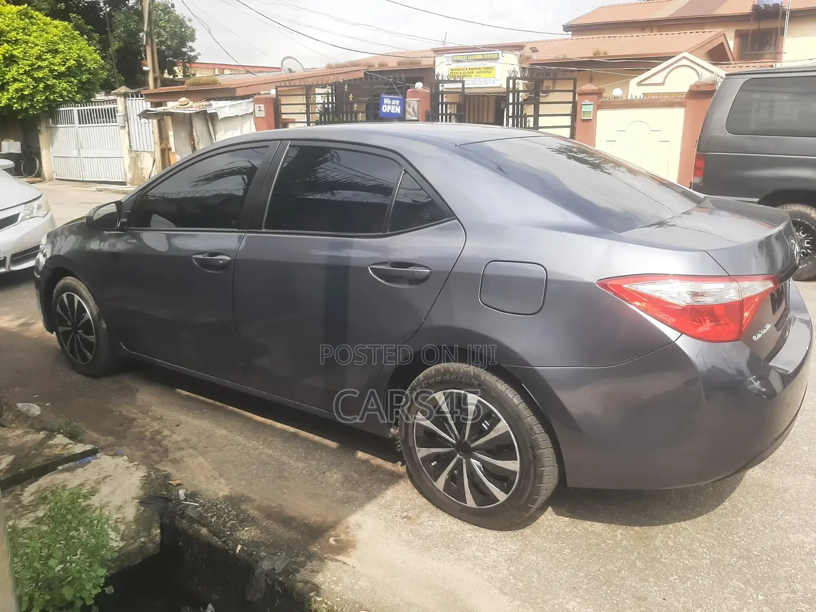 Toyota Corolla 2015 Gray
