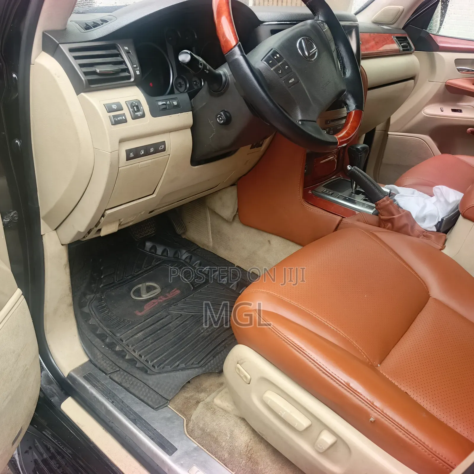 Lexus LX 570 2008 Black