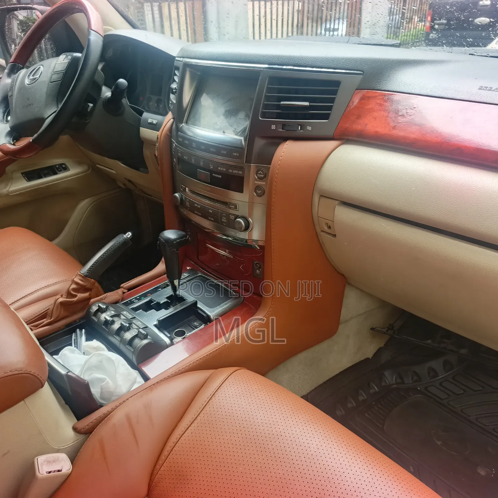Lexus LX 570 2008 Black