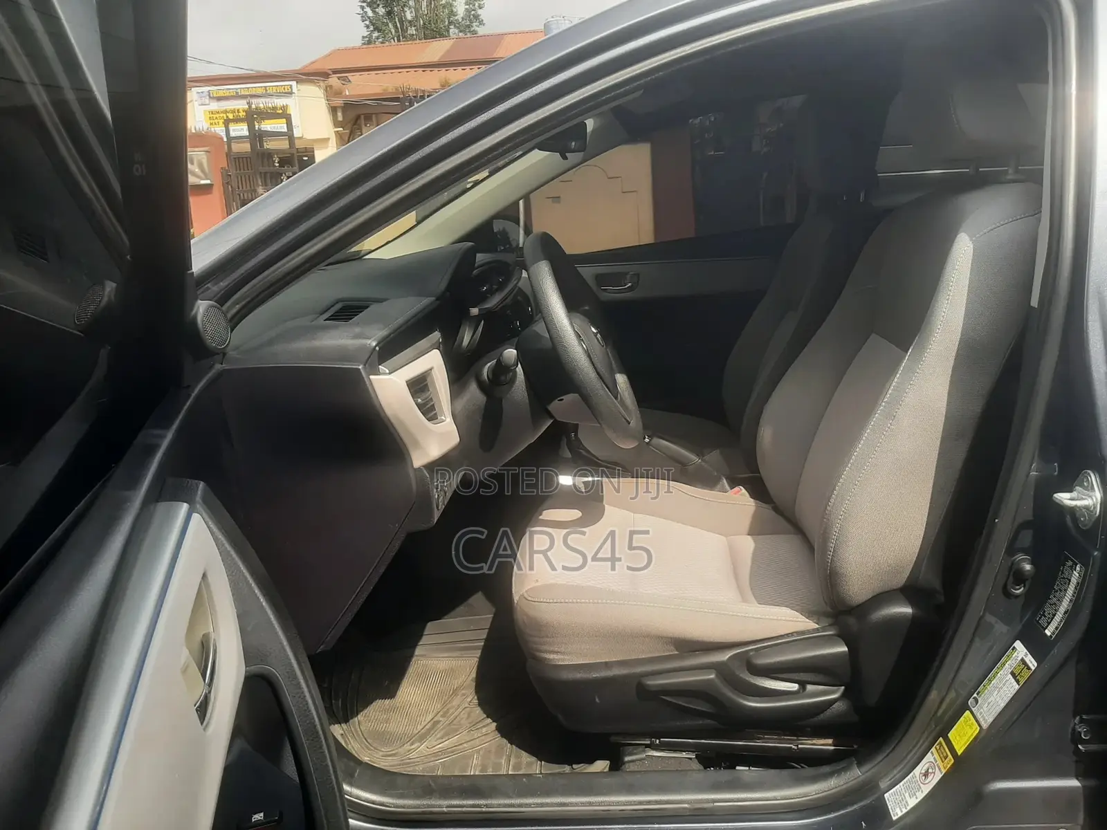 Toyota Corolla 2015 Gray