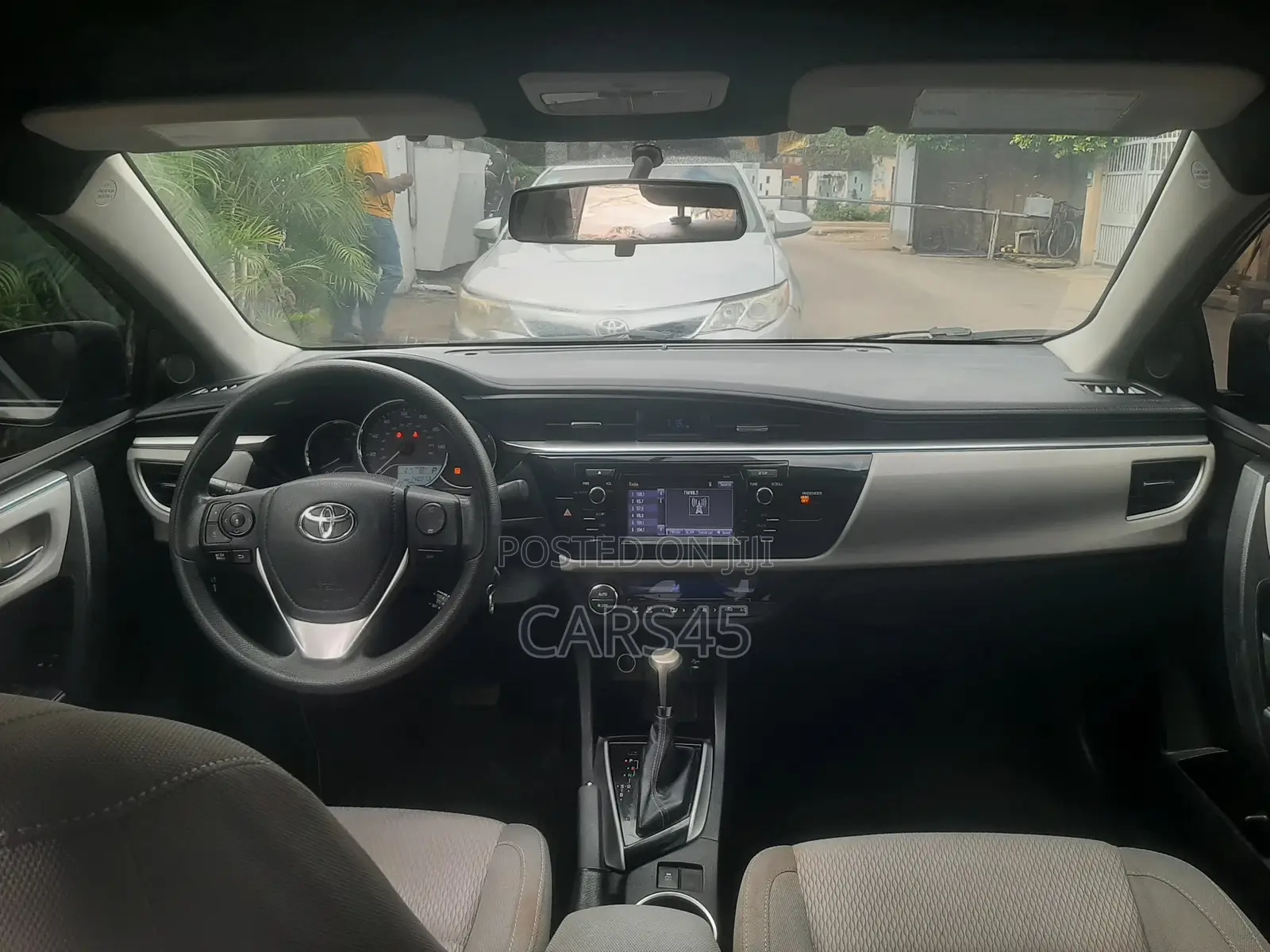Toyota Corolla 2015 Gray
