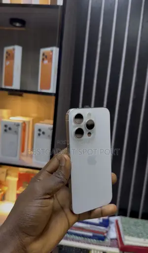 Apple iPhone 15 Pro 128 GB White