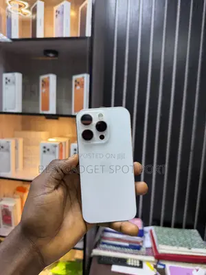 Apple iPhone 15 Pro 128 GB White