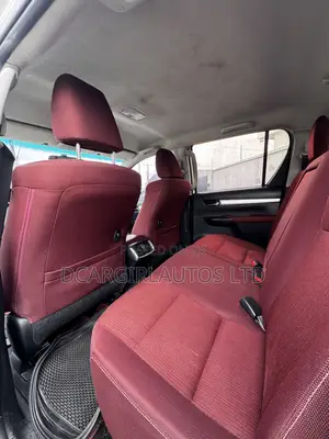 Toyota Hilux 2020 White