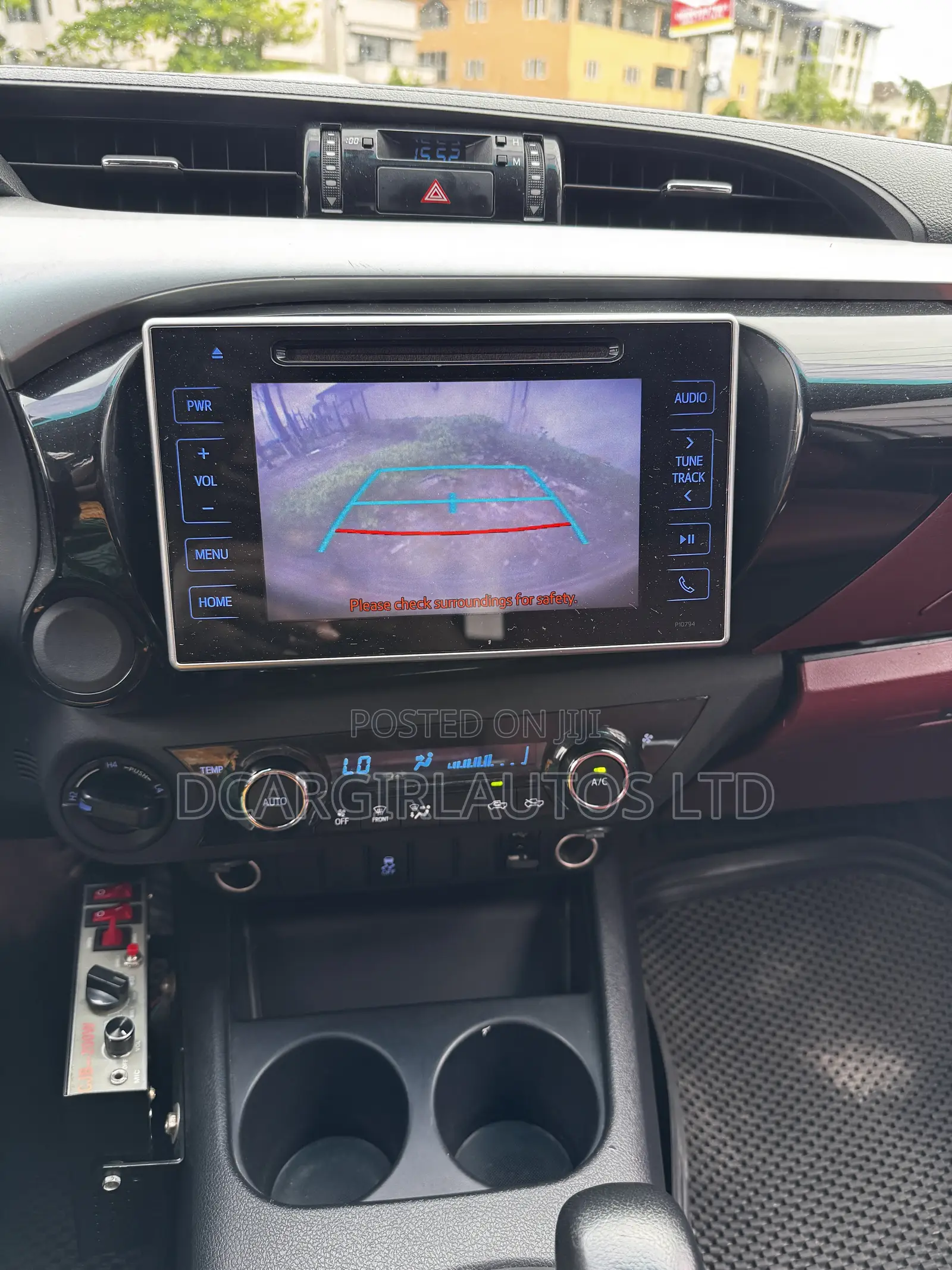 Toyota Hilux 2020 White