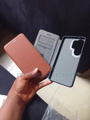 Samsung Galaxy S26 Ultra Leather Flip Case With Magnetic Closure