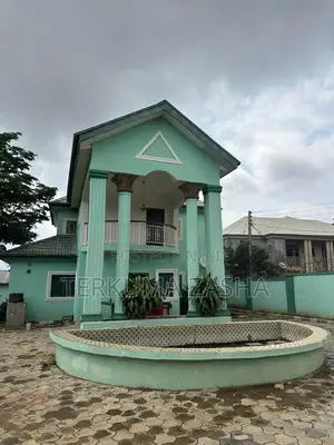 4bdrm Duplex in Dawaki Yellow Gate for rent