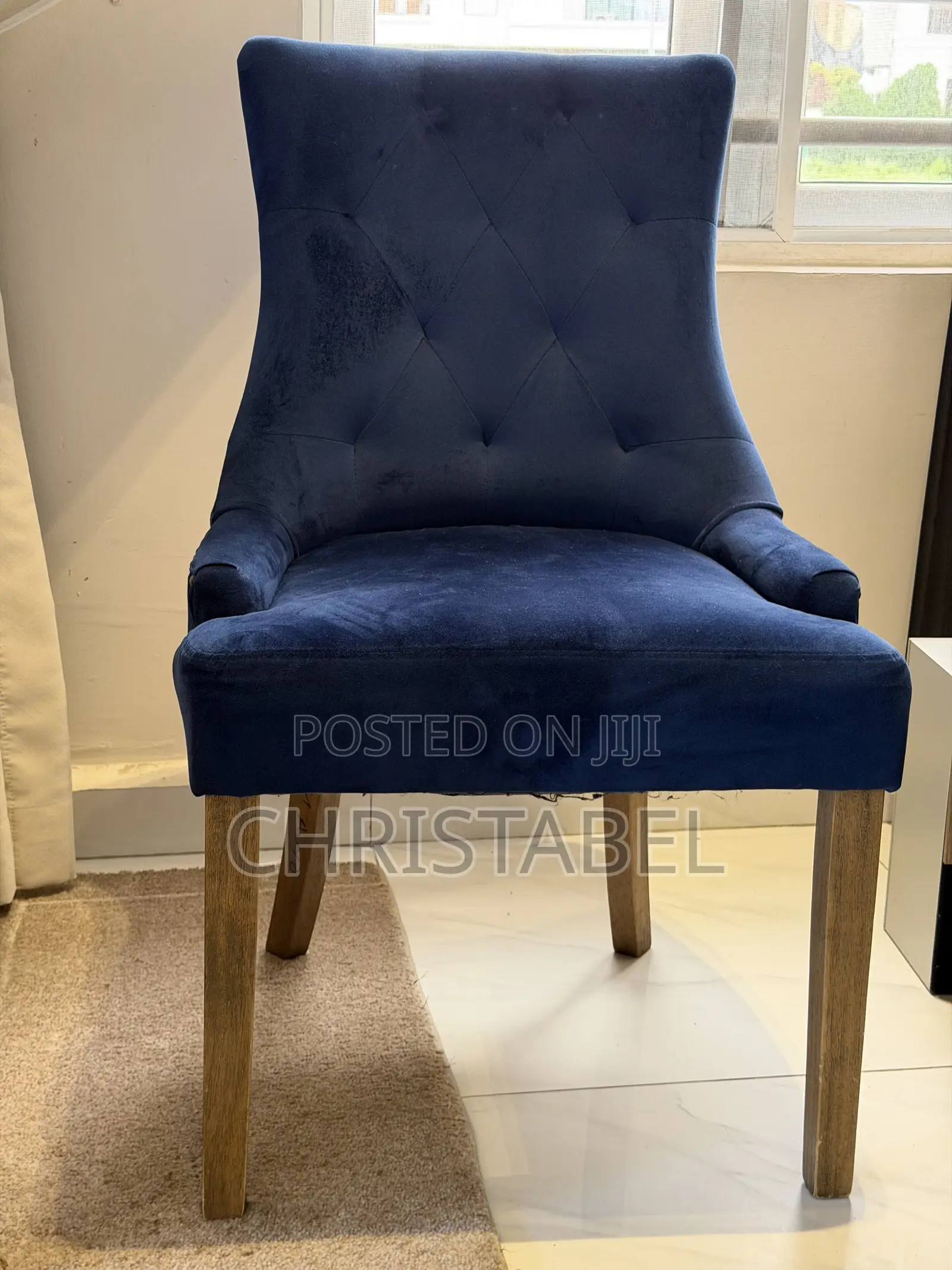 Royal Blue Tufted Single Seater Chair.