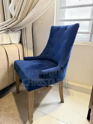 Royal Blue Tufted Single Seater Chair.