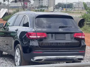 Mercedes-Benz GLC-Class 2017 Black