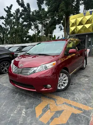Toyota Sienna Limited 7 Passenger 2012 Red