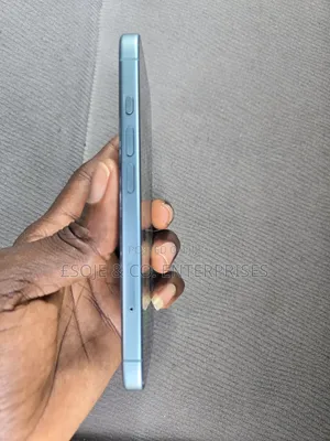 Apple iPhone 16 128 GB Blue