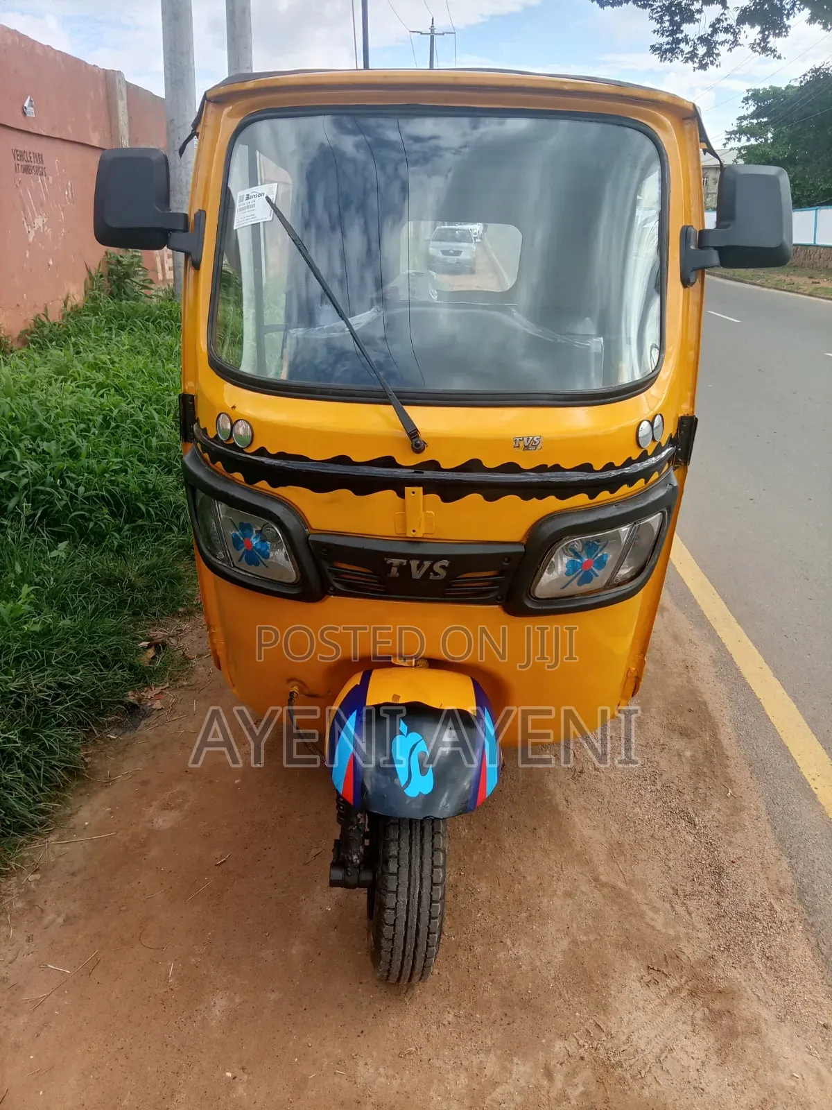 TVS 2025 Yellow